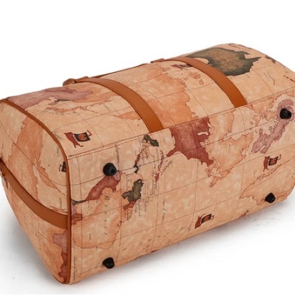 NWT Travel Bag Neoprene Map Print W/Double Handles & Adjustable Strap 19x14x10 - Picture 5 of 9